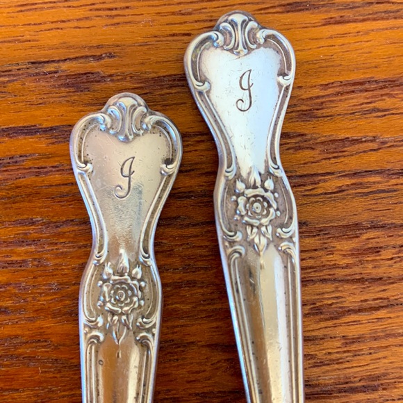 2 Vintage Silver Plate Teaspoons with Initial - Picture 8 of 8